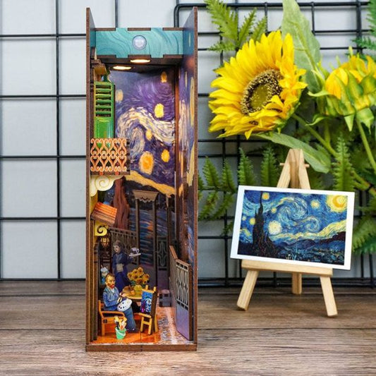 Book Nook 3D El Mundo de Vincent con Luz LED y Sensor